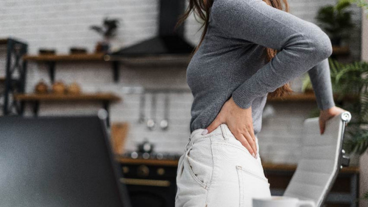 Picu Sakit Punggung Belakang, 7 Kebiasaan Ini Wajib Dihindari