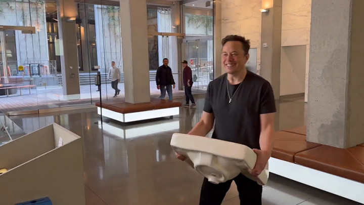 Usai Resmi Beli Twitter, Elon Musk Langsung Pecat CEO Parag Agrawal