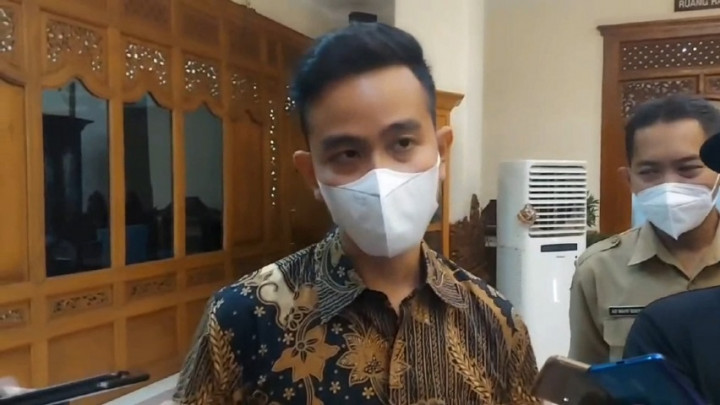 Utamakan Kepentingan Masyarakat, Gibran Siap Disanksi Terkait Penghapusan Anggaran Mobil Listrik