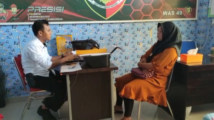 Sekdes di Sumatra Selatan Aniaya Istri Akibat Utang