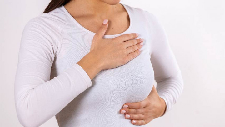 Pahami Sebelum Terlambat, Inilah 7 Tanda Kanker Payudara Selain Benjolan