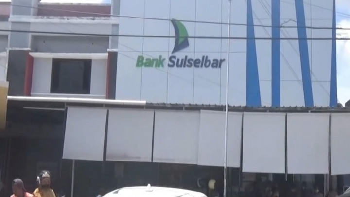 Naas! Saldo Puluhan Nasabah Bank Sulselbar Tiba-tiba Raib