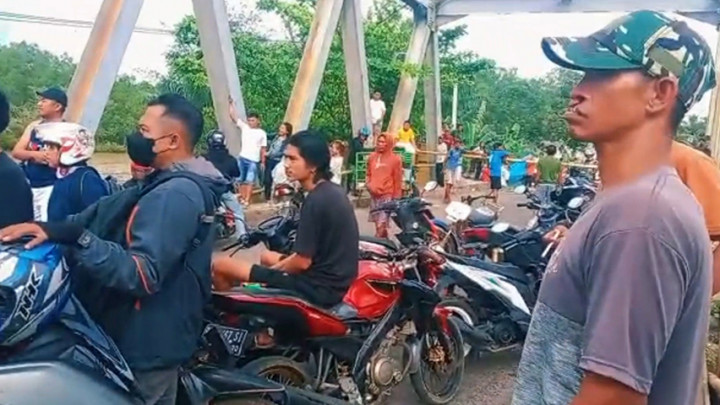 Warga di Bengkulu Utara Blokade Jalibar Sumatera, Lalu Lintas Macet Sepanjang 1 Kilometer