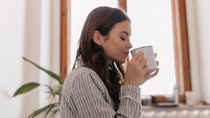 Tidak Boleh Minum Teh Hangat saat Perut Kosong, Ketahui 3 Alasannya