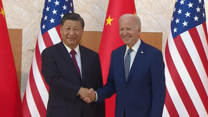 Momen Pertemuan Joe Biden dan Xi Jinping di Bali, Keduanya Lempar Senyuman