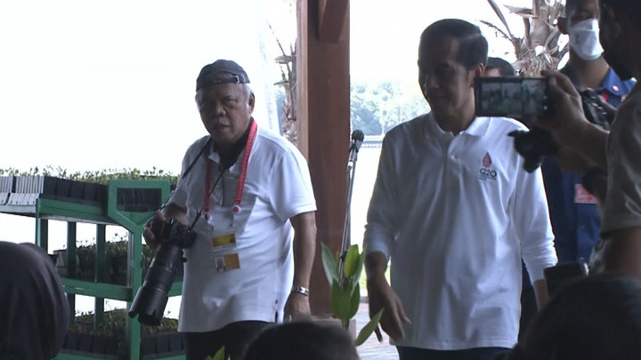 Aksi Menteri PUPR Mendadak Jadi Fotografer di KTT G20