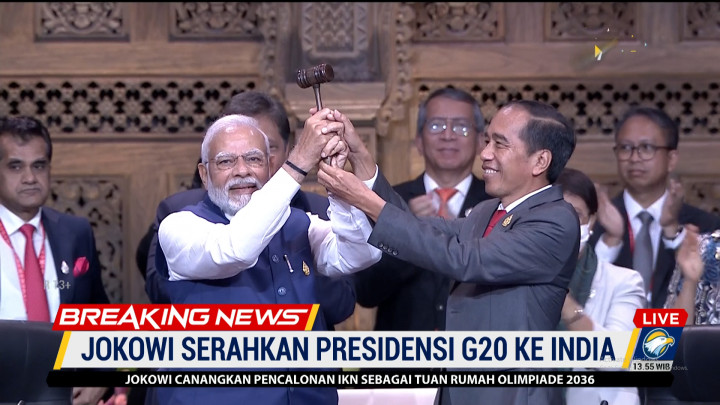Resmi Ditutup, Presiden Jokowi Serahkan G20 ke India