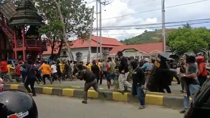 Aksi Demo Tolak KTT G20 di Jayapura Berakhir Ricuh