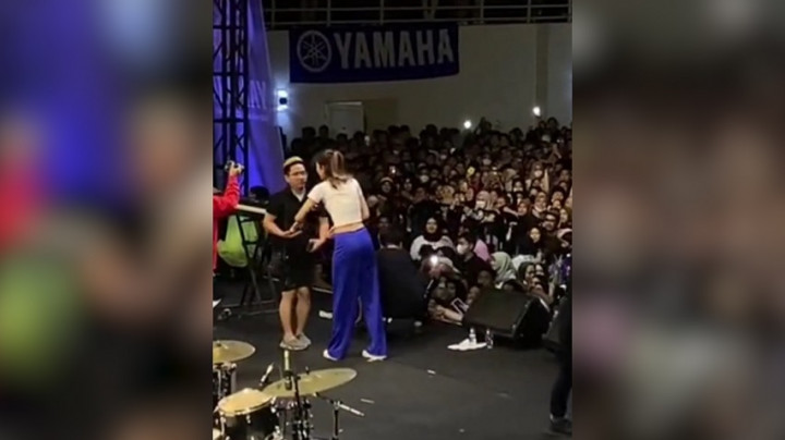 Imbas Aksi Buka Baju di Atas Panggung, Widy Vierratale Dilaporkan ke Bareskrim Polri