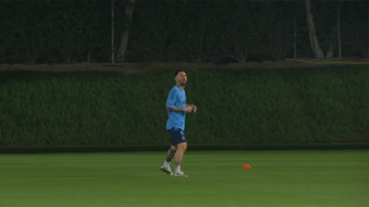 Dikabarkan Cedera, Lionel Messi Bakal Absen Bela Argentina di Piala Dunia 2022?