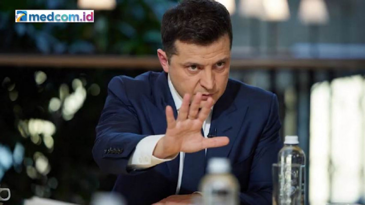 Connie Rahakundini: Menyebalkan, Zelensky Kerap Cari Panggung Perhatian Dunia