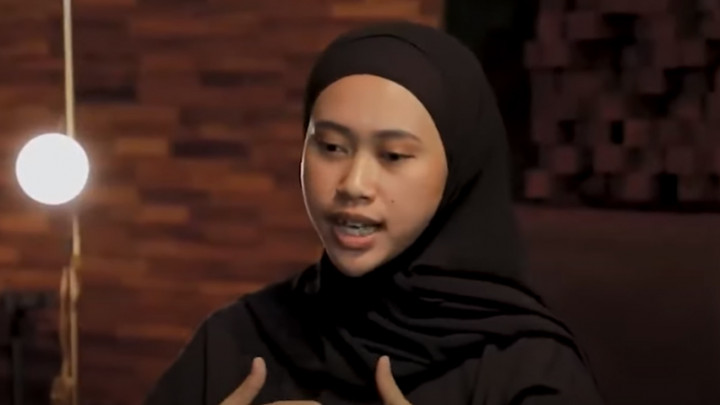 Manggung di Belgia, Personel VoB Dapat Piringan Hitam dari Fans