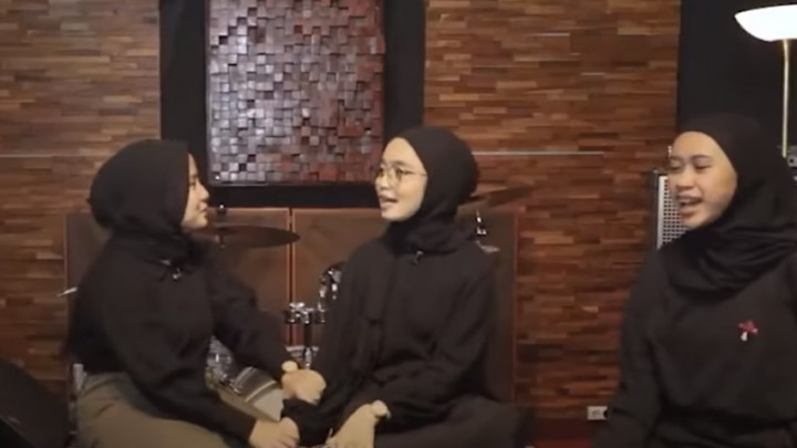 Cerita Lucu Voice of Baceprot Tur Eropa, Dari Makan Burger Pakai Nasi Hingga Tahan Buang Air