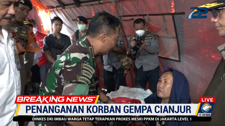 Panglima TNI dan Menkopolhukam Kunjungi Korban Gempa Cianjur di RSUD Sayang