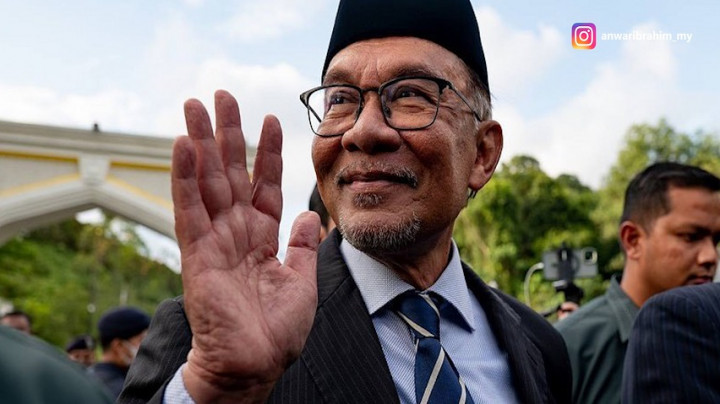 Beredar 25 Nama Calon Kabinet Anwar Ibrahim, Ada Istrinya