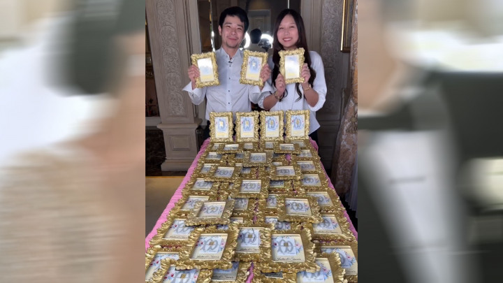 Wow! Jess No Limit dan Sisca Kohl Bagi-bagi Suvernir Nikah Emas Batangan