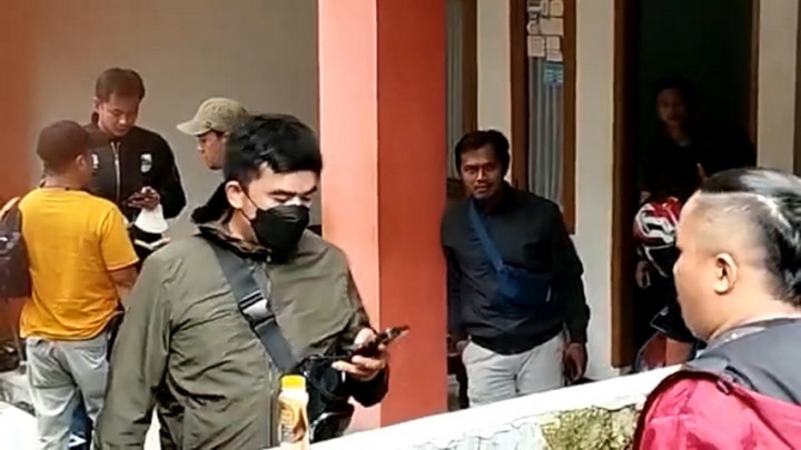 Polisi Amankan Kedua Orang tua Pelaku Bom Bunuh Diri