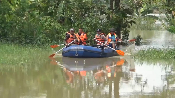Mencari Barang Bekas, Seorang Remaja Tenggelam di Sungai Citarum