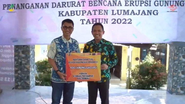 Pos Indonesia Berikan Bantuan 100 Tabung Gas LPG untuk Korban Erupsi Semeru
