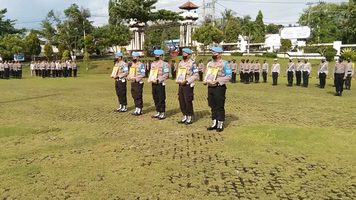 Lima Oknum Polisi Dipecat Akibat Terlibat Perjudian dan Narkoba