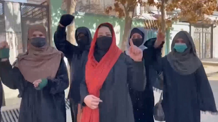 Kuasai Pemerintahan, Taliban Larang Perempuan Afghanistan Kuliah