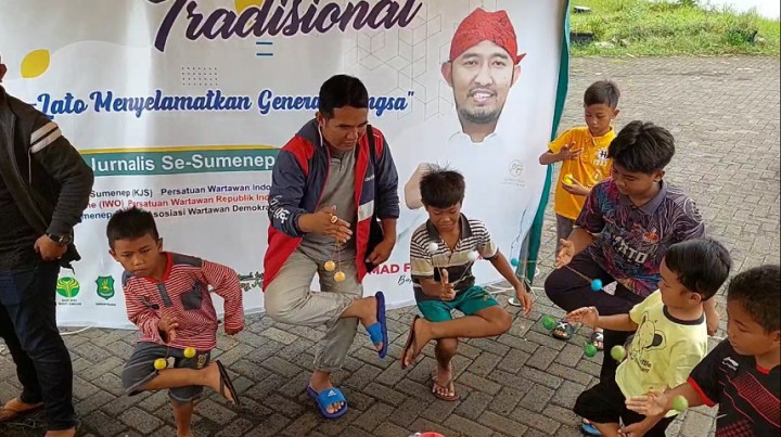 Kurangi Ketergantungan Gadget pada Anak, Jurnalis Sumenep Gelar Lomba Lato-Lato