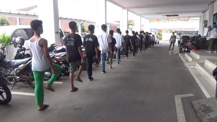 Puluhan Siswa Bolos Sekolah Terjaring Satpol PP