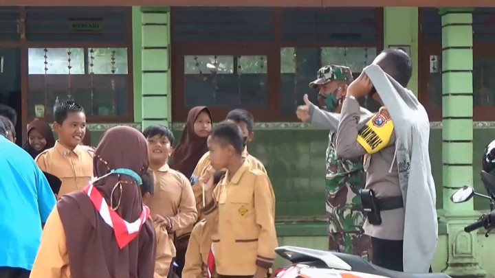 Mendekati Ujian, Siswa di Magetan Dilarang Bermain Lato-lato