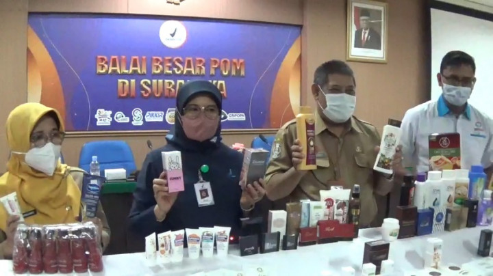 Heboh! BPOM Surabaya Sita Ribuan Kosmetik Ilegal Senilai Rp1,8 Miliar