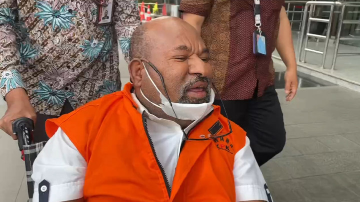 Sudah Bisa Makan dan Tidur, Lukas Enembe Siap Diperiksa KPK