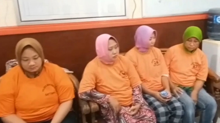 7 Ibu-ibu di Bangkalan yang Keroyok Seorang Perempuan Diamankan Polisi