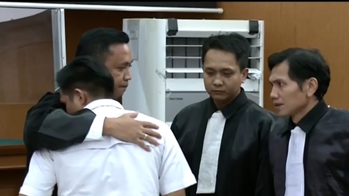 Tangis Richard Eliezer Pecah Usai Dituntut Penjara 12 Tahun