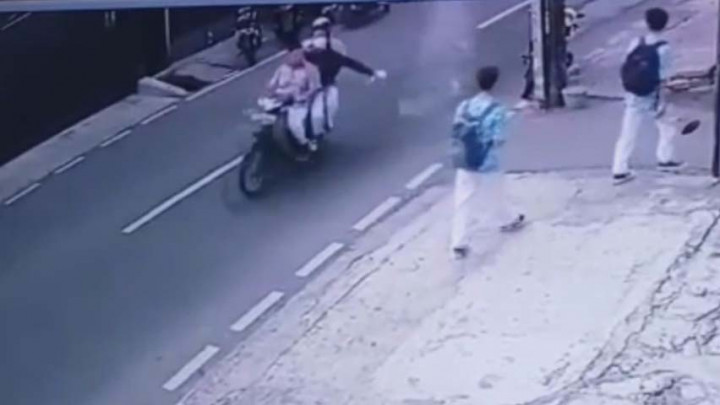 Heboh! Dua Pelajar di Jakarta Selatan Disiram Cairan Cabai
