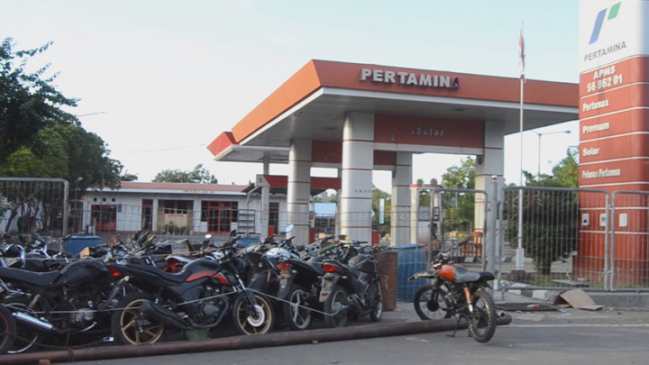 Stok BBM di Kabupaten Lembata Habis, Antrian Kendaraan Tak Terhindarkan