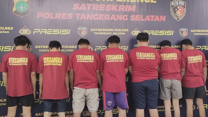 Pelempar Batu Bus Persis Solo Dilarang Nonton Persita Seumur Hidup