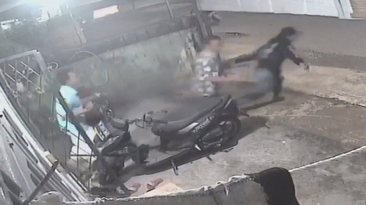 Terekam CCTV, Pasutri di Lubuklinggau Gagalkan Aksi Pencurian Motor