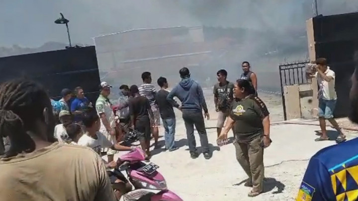 Tempat Hiburan Malam di Jayapura Hangus Terbakar