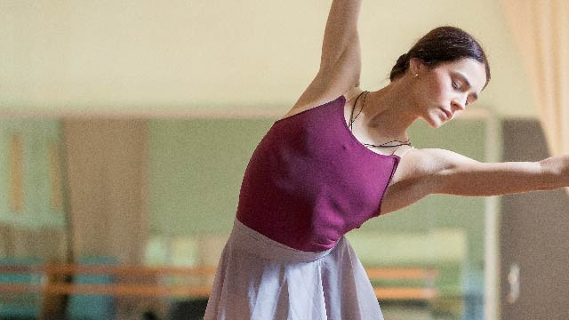 Temukan 6 Manfaat dari Barre, Kombinasi Olahraga dengan Balet