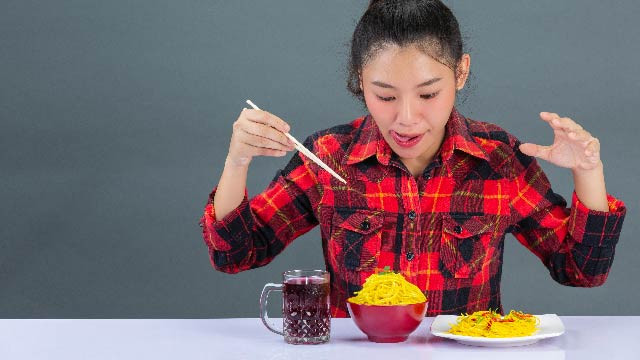 5 Makanan yang Dilarang untuk Pengidap Penyakit Jantung