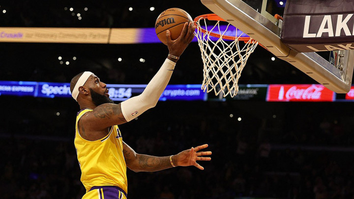Wow! LeBron James Pecahkan Rekor Pencetak Poin Terbanyak NBA Sepanjang Masa