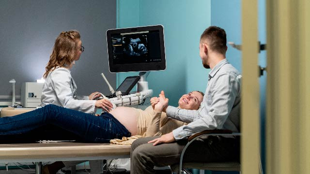 Ketaui Yuk! Pentingnya Screening Fetomaternal Bagi Ibu Hamil