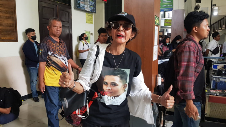 Fans Bharada E ke Fans Sambo: Emang Gue Pikirin!