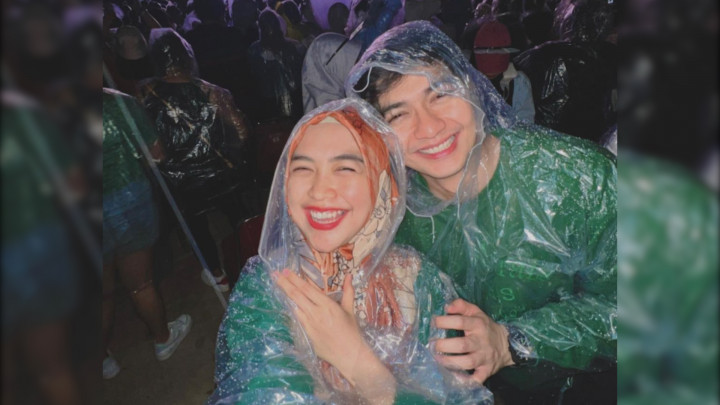 Bikin Iri! Foto Ria Ricis Nonton Konser Di-notice Personel Westlife