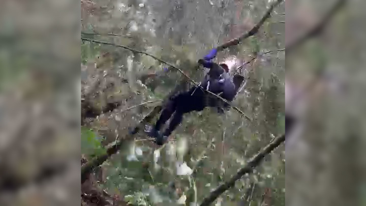 Dramatis! Proses Evakuasi Kecelakaan Helikopter Kapolda Jambi