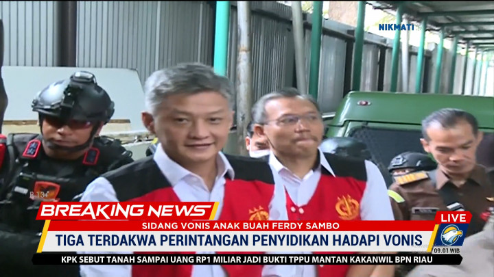 Hadapi Sidang Vonis, Hendra dan Agus Tiba di Pengadilan