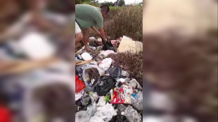 Heboh! Warga Kalbar Temukan Seorang Bayi di Tempat Pembuangan Sampah