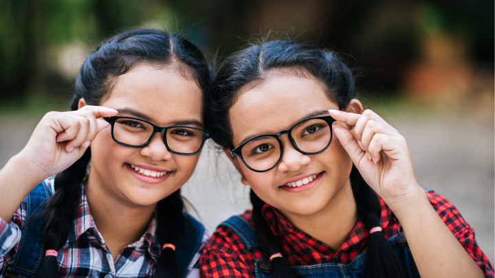 5 Penyebab Terjadinya Rabun Dekat di Usia Muda