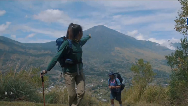 Nikmatnya Melihat Keindahan Gunung Rinjani dari Bukit Pergasingan