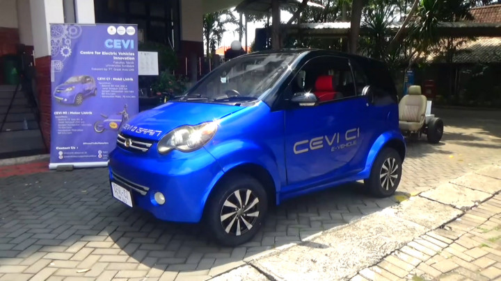 Keren! Universitas Surabaya Luncurkan Mobil Listrik CEVI C1