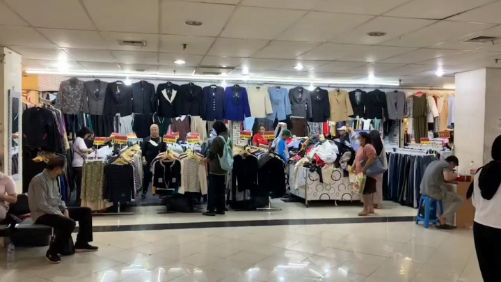 Impor Baju Bekas Dihentikan, Pedagang di Pasar Baru Tolak Diberantas